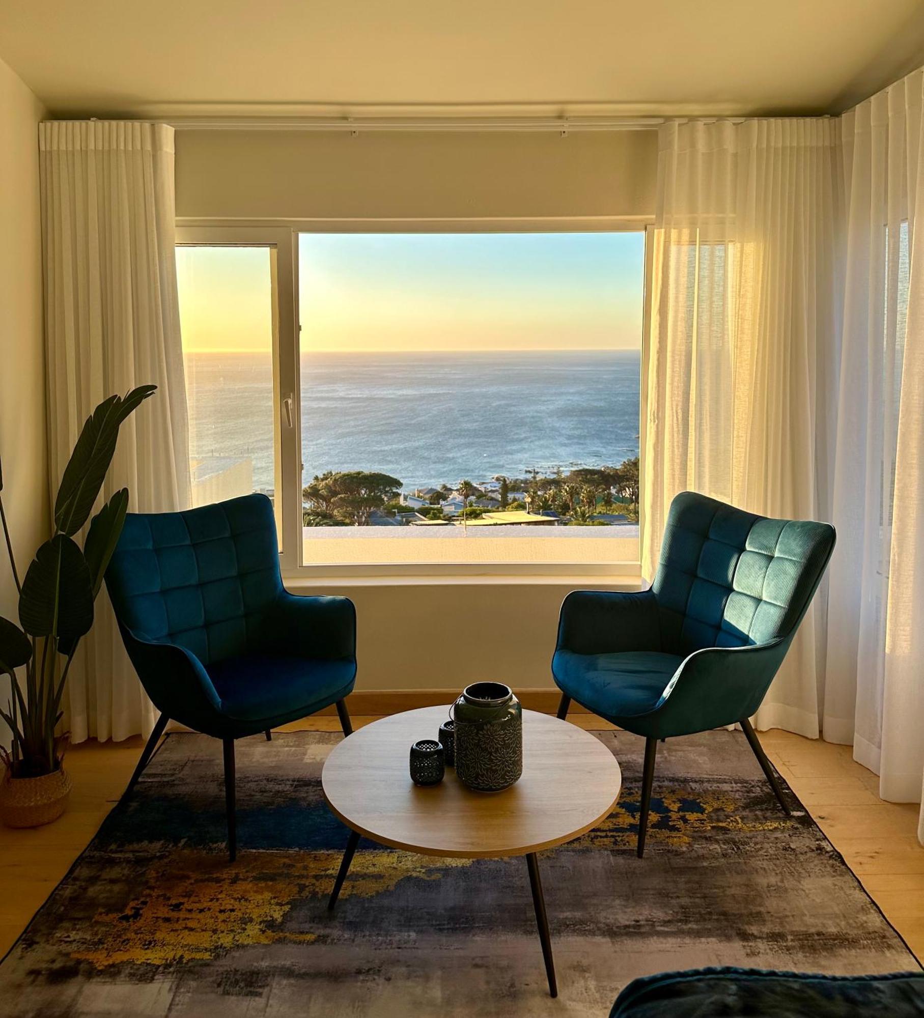 Bay Reflections Camps Bay Luxury Serviced Apartments Città del Capo Esterno foto